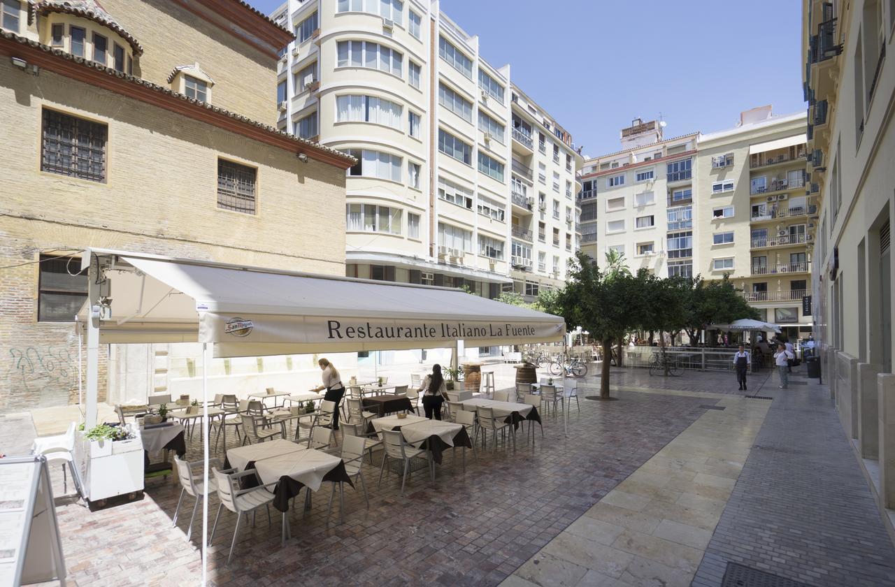 דירות מאלגה Plaza De Las Flores מראה חיצוני תמונה